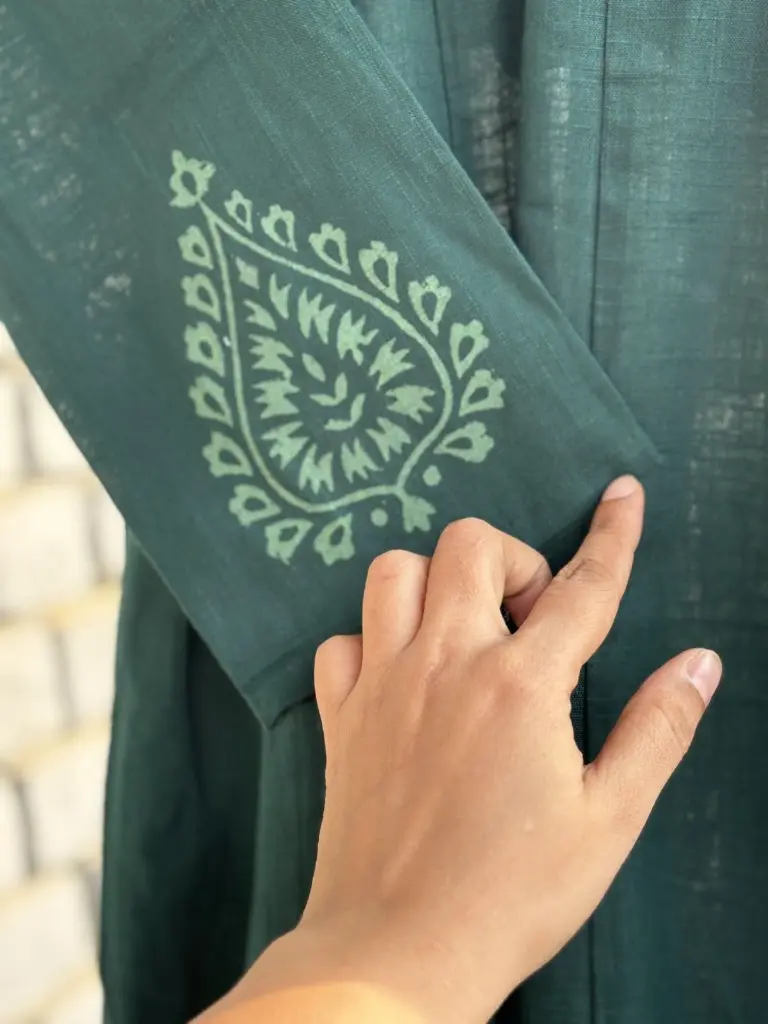 Mirror Work Kurta Pant Set (2 works) 2.webp