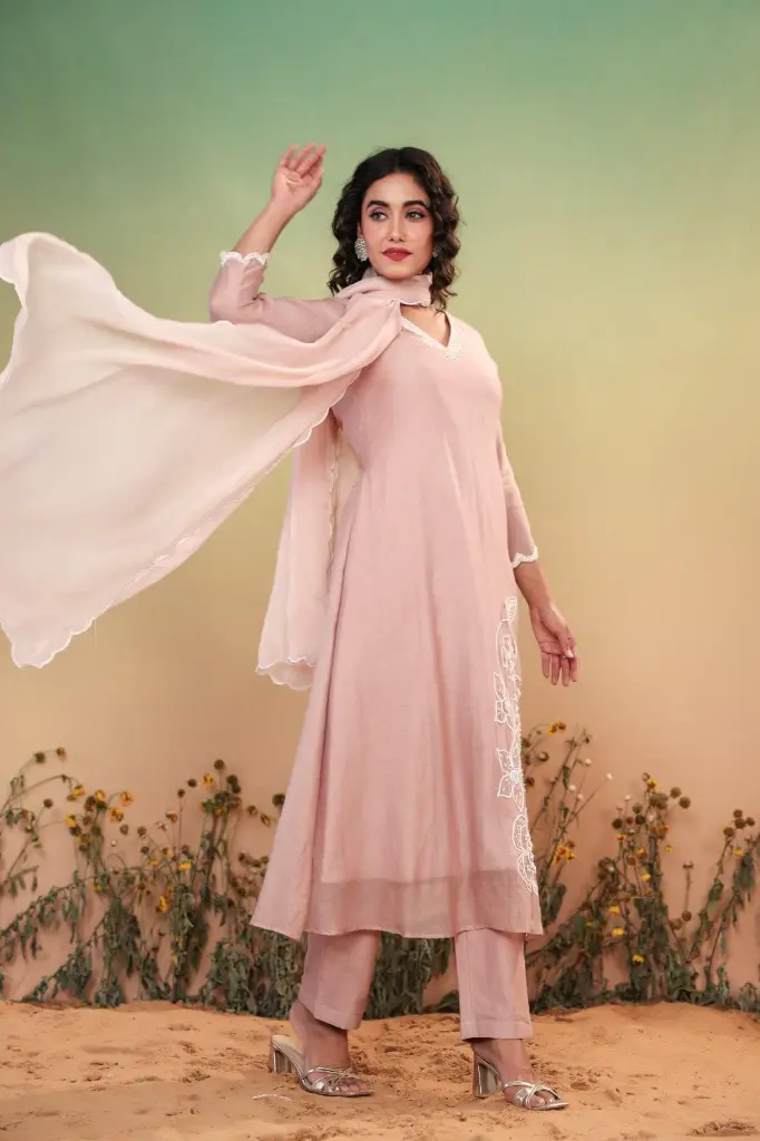 Handcrafted Peal embroidery, elegant Indian ethnic wear4.webp