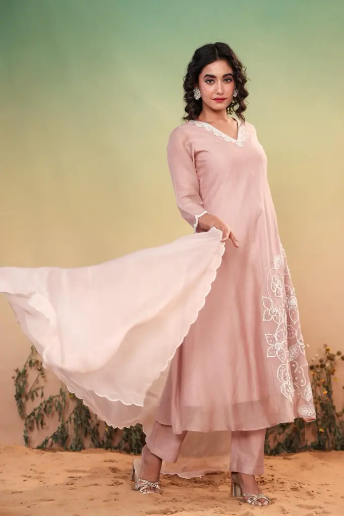 Handcrafted Peal embroidery, elegant Indian ethnic wear5.webp