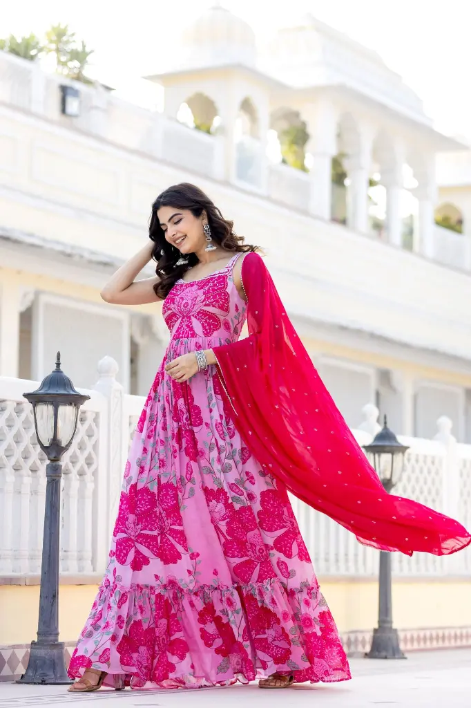 Pink Indowestern Dress with Dupata4.webp