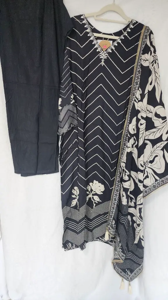 Black Crape Suit with digital Print with work 8.webp