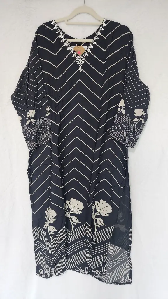 Black Crape Suit with digital Print with work 1.webp