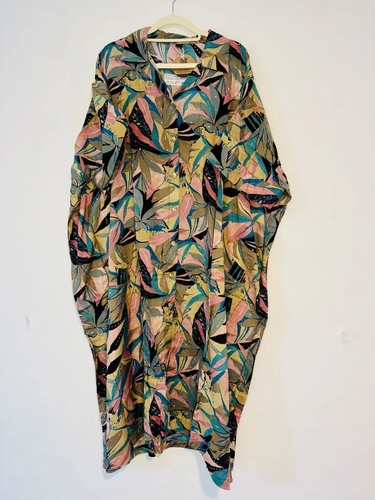 Trendy oversized shirt Co-Ord Set with floral design6.webp