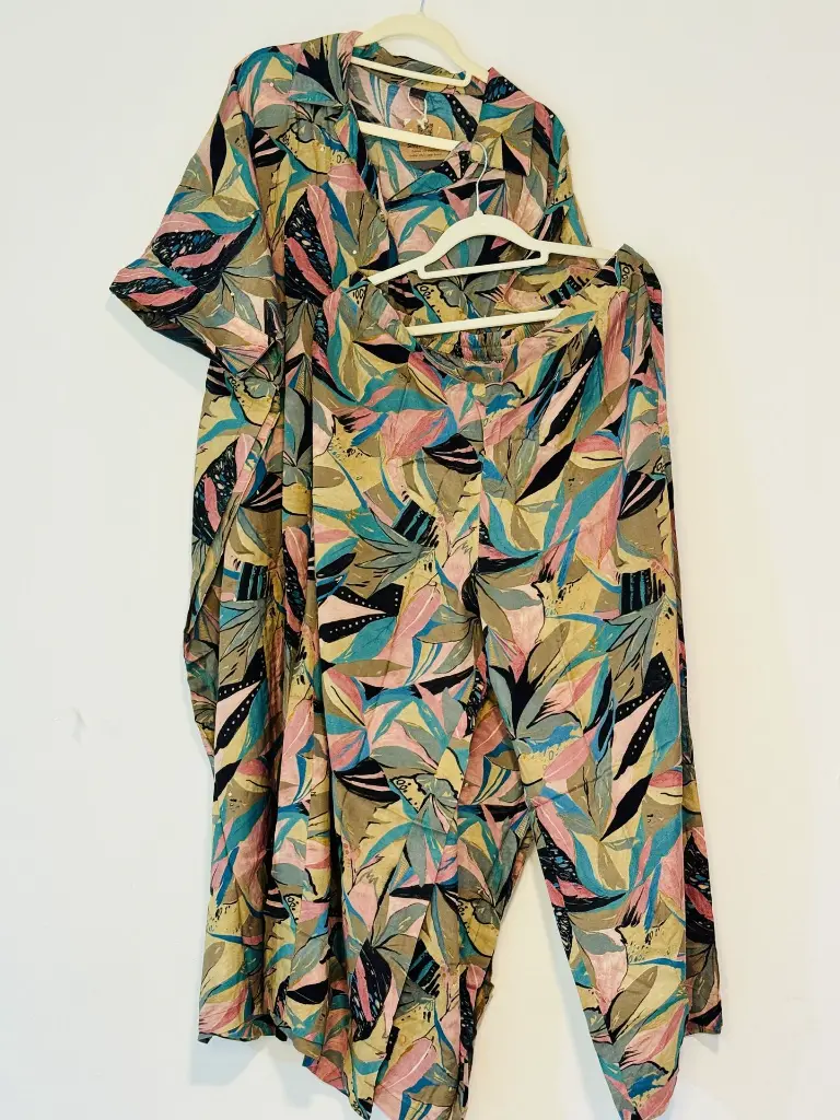 Trendy oversized shirt Co-Ord Set with floral design.webp