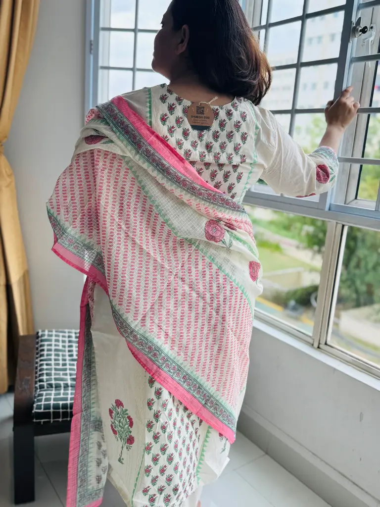 White Pink Mul Cotton Block Print-Shuddhdesi Sg 4.webp