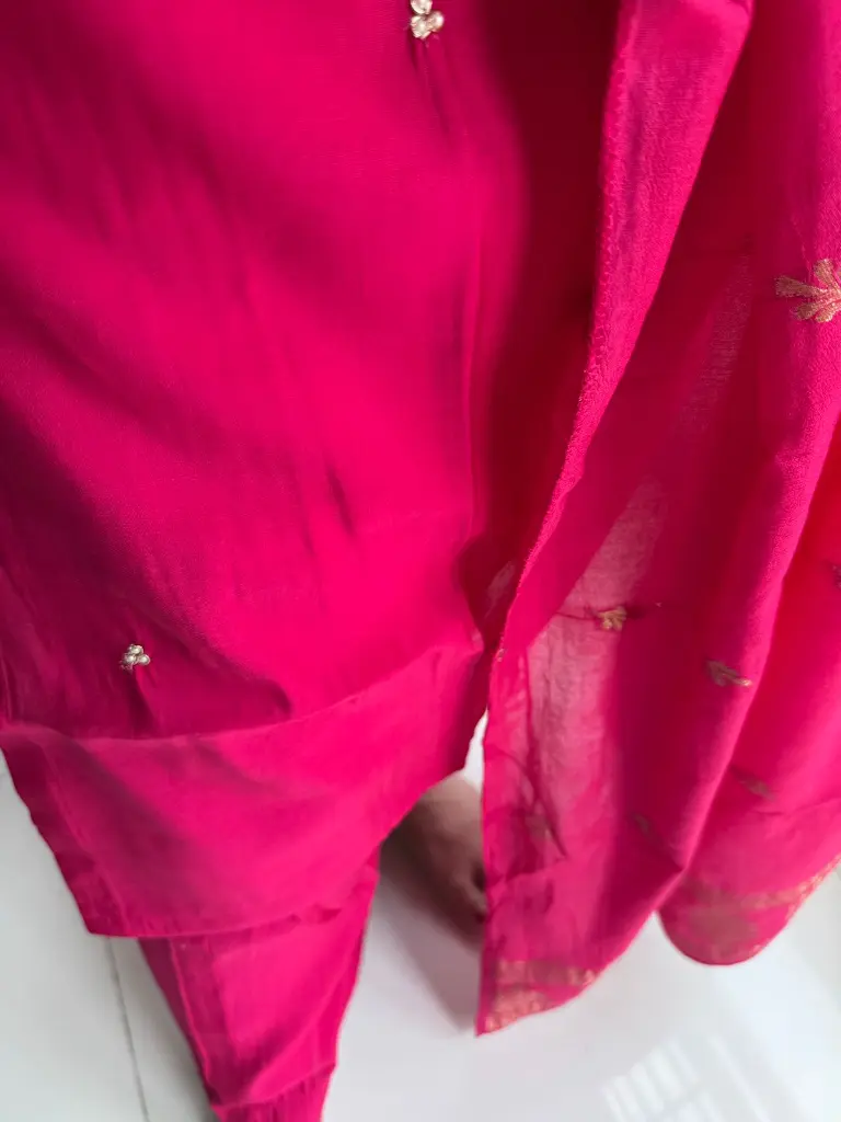 Fusia Pink Roman Silk Suit-Shuddhdesi Sg 5.webp