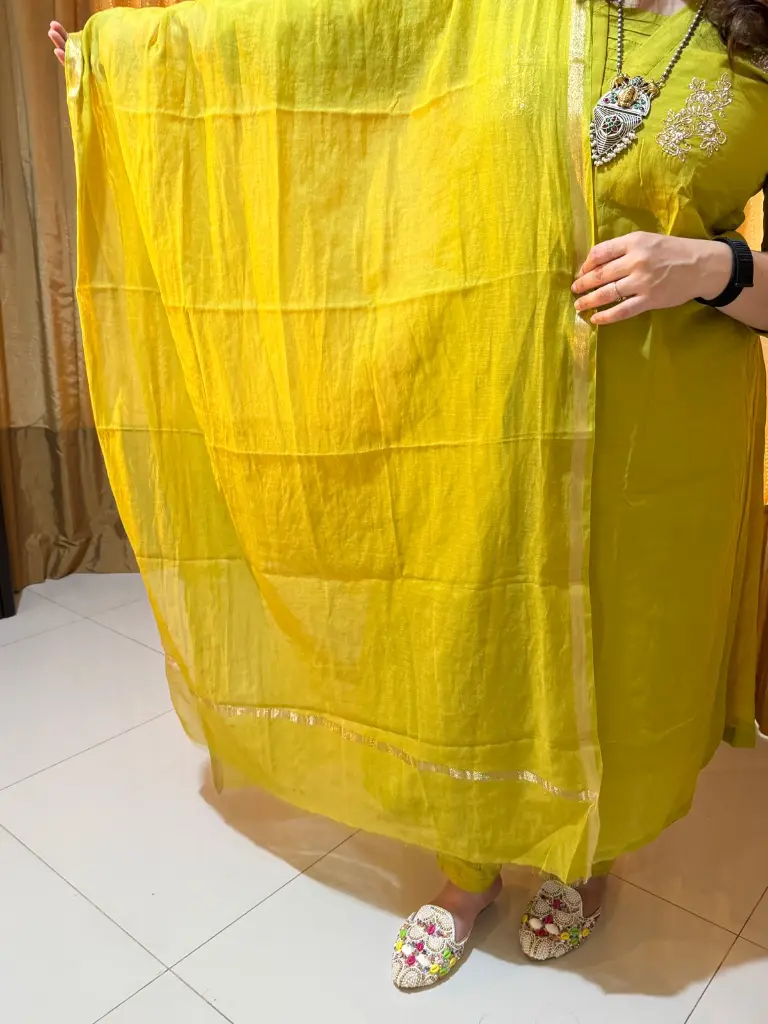 Lime Green V Neck Mulchanderi.webp