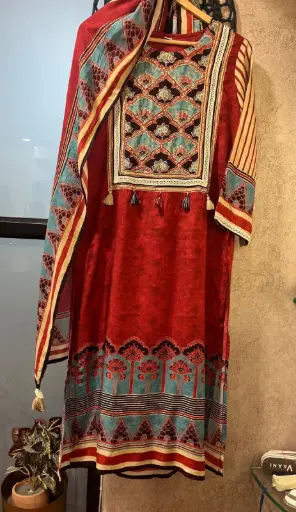 [SD_OSSU40120] Red | Crape | Red Crape Suit with digital Print with work  and Printed Dupatta with crosia lace 